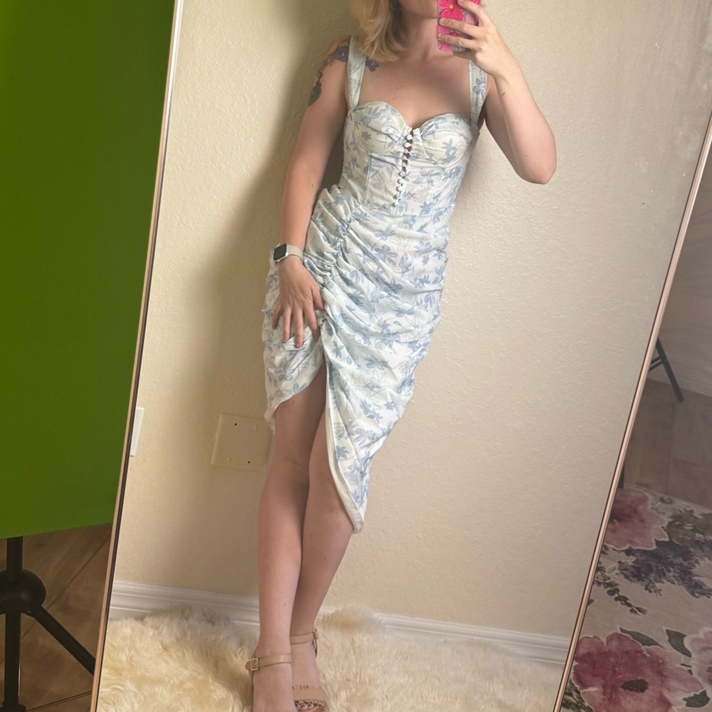 Goodnight Macaroon Jolie Blue Floral Midi Dress Button Front
